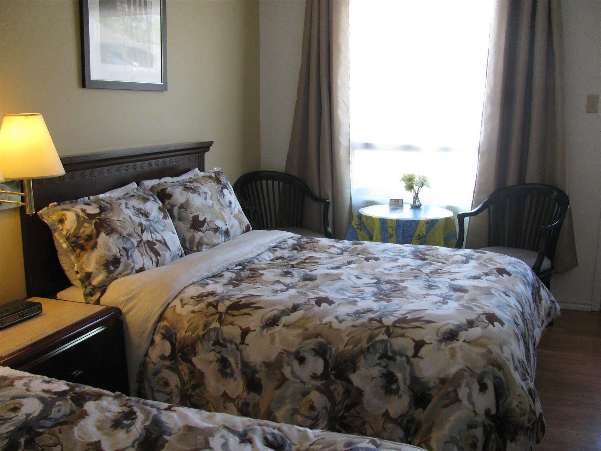 Motel De L'Outlet Magog Zewnętrze zdjęcie